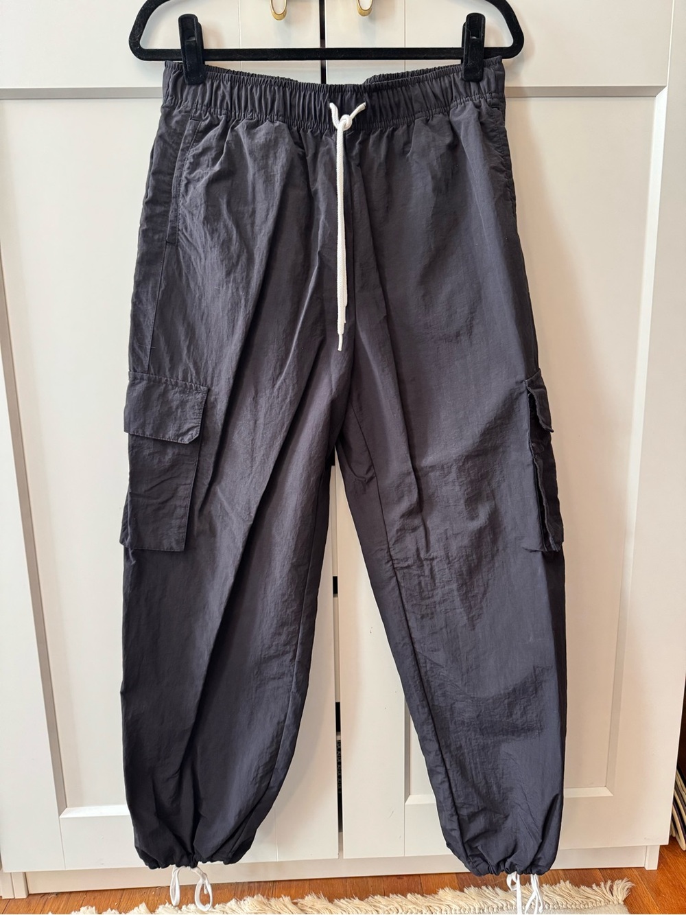 Levi’s Cargo Jogger Pants - Elastic Waist & Drawstring